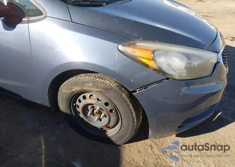 2015 Kia Forte Lx z USA, uszkodzony, nr VIN KNAFX4A67F5434246